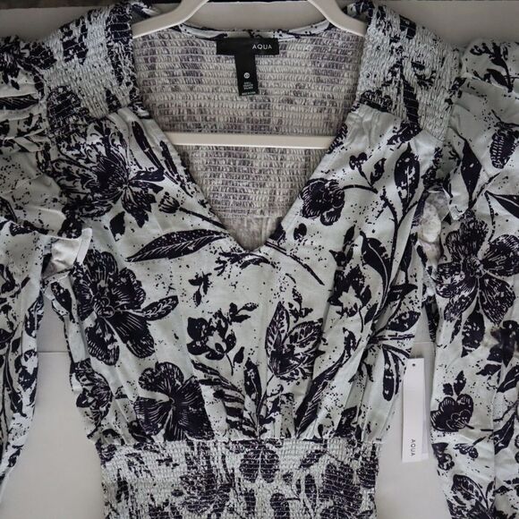 Aqua IDK7298 Women's Sz XS Blue Multi Smocked Floral Print Midi Dress $118 - Picture 10 of 16